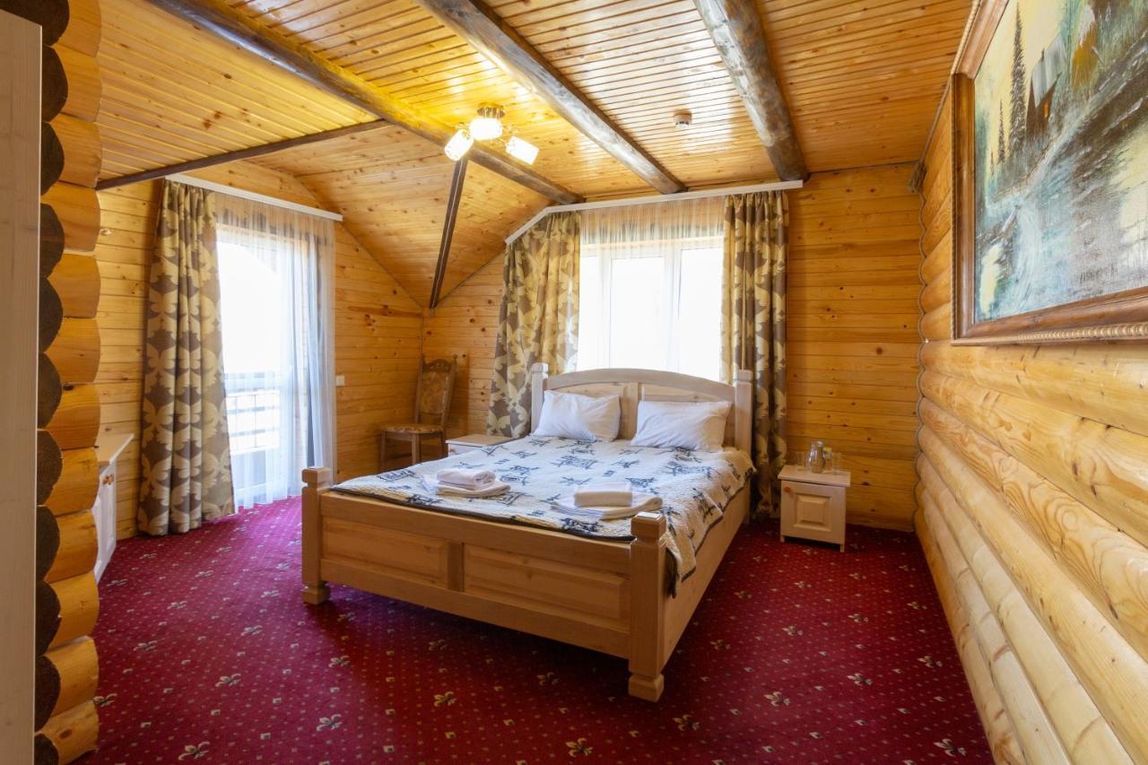 У Мар'Яни І Назара Hotel Yaremche Eksteriør billede