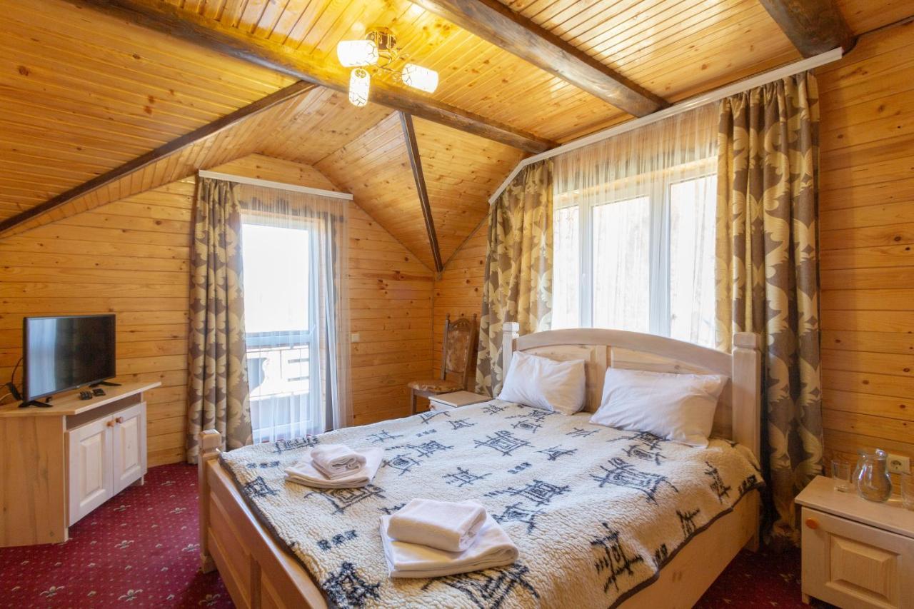 У Мар'Яни І Назара Hotel Yaremche Eksteriør billede